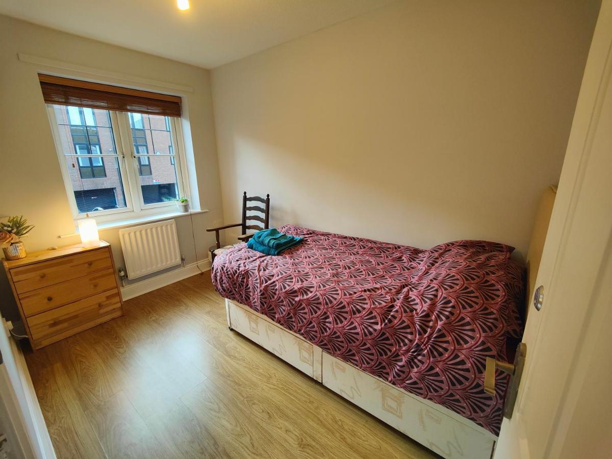 Great Place In Newcastle Apartment Exterior photo